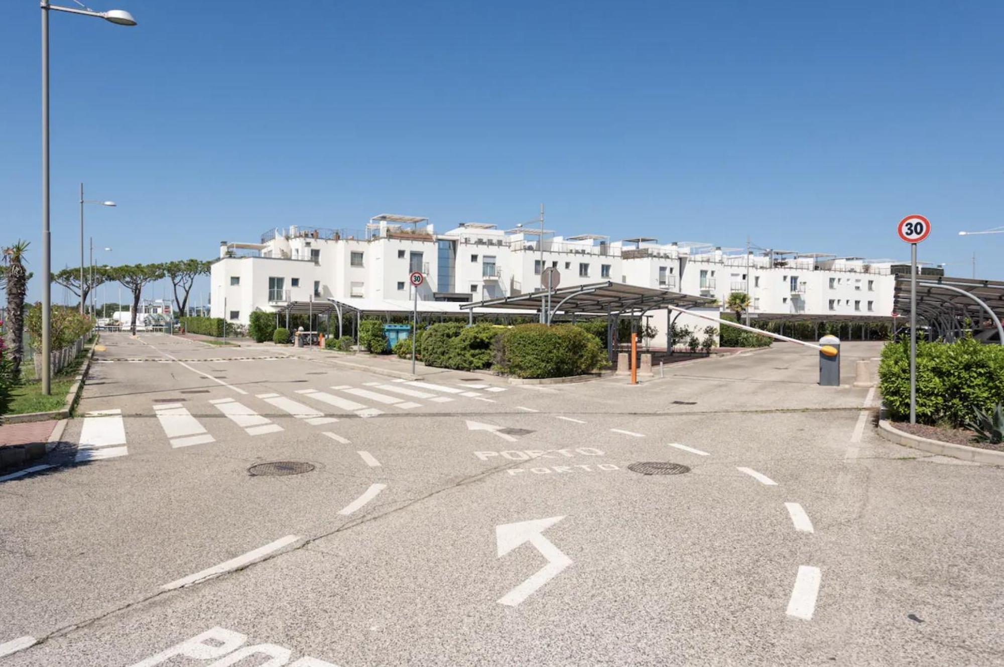 Appartamento "Mare E Relax" A Jesolo Lido - 6 Posti Letto Kültér fotó